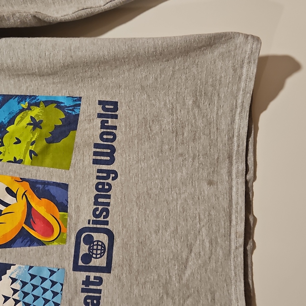 WDW 2020 Gray, long sleeve character graphic T-shirt Med. Pluto Goofy Donald MM - Picture 7 of 7